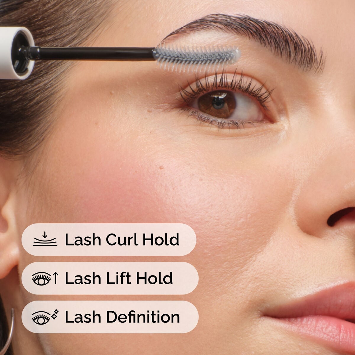 lash-curl-finisher-q6 ord-lash-curl-finisher-model-application-with-benefits.jpg